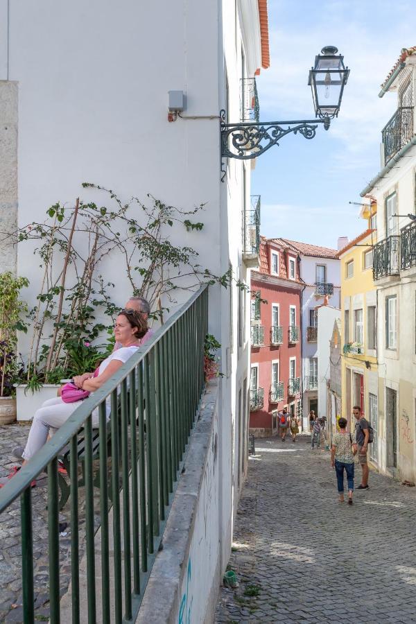 Typical Alfama Apartment, By Timecooler Lisboa Eksteriør bilde